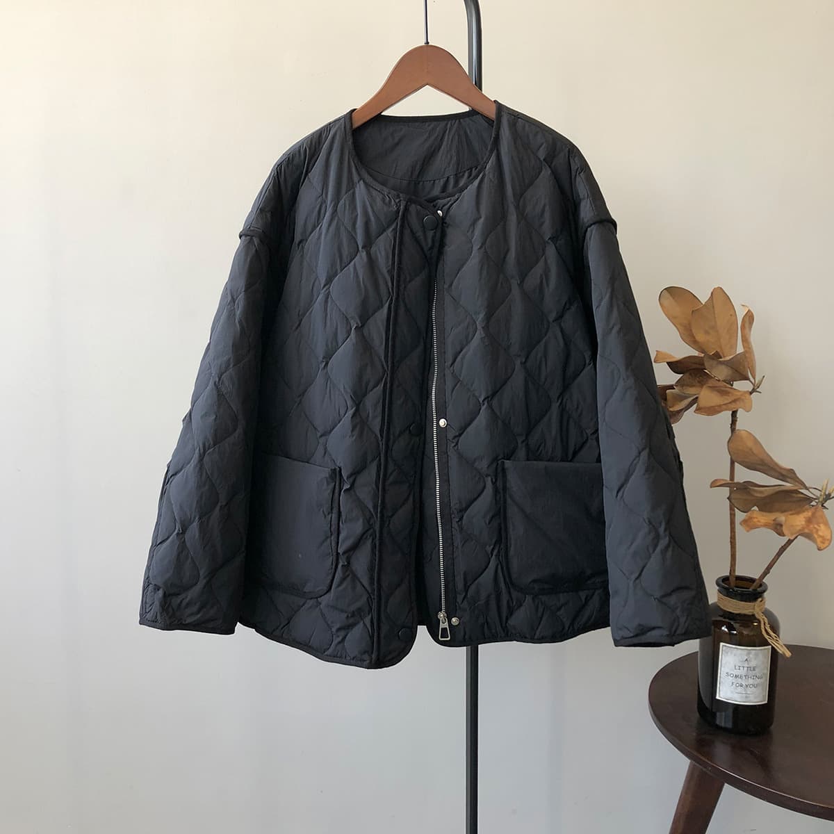 キルティング中綿ノーカラージャケット