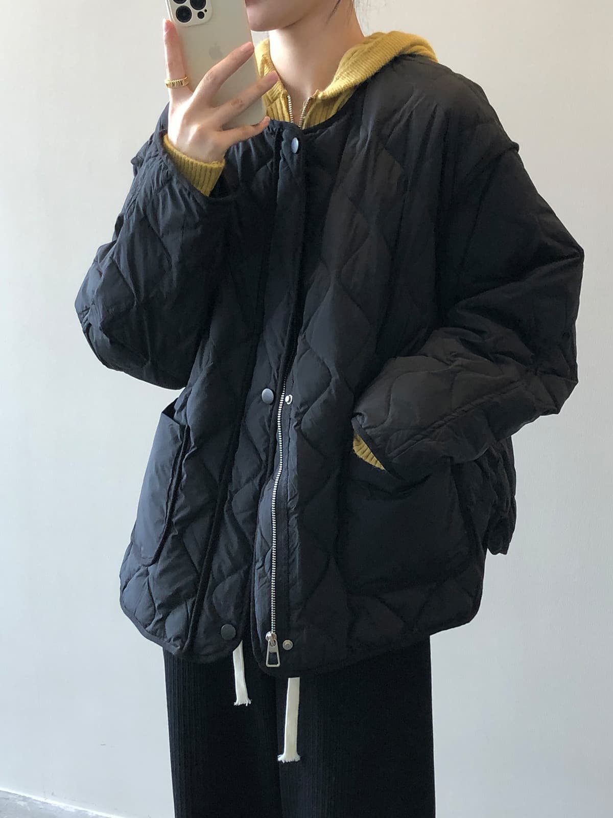 キルティング中綿ノーカラージャケット