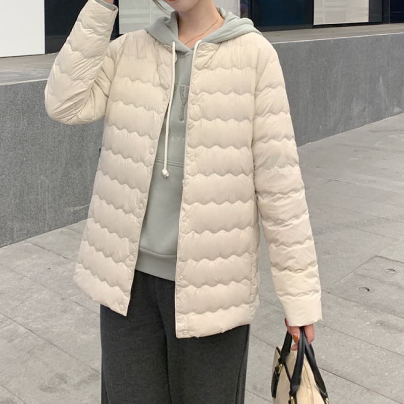 ノーカラージャケット ふんわりノーカラー軽量ダウン中綿コート