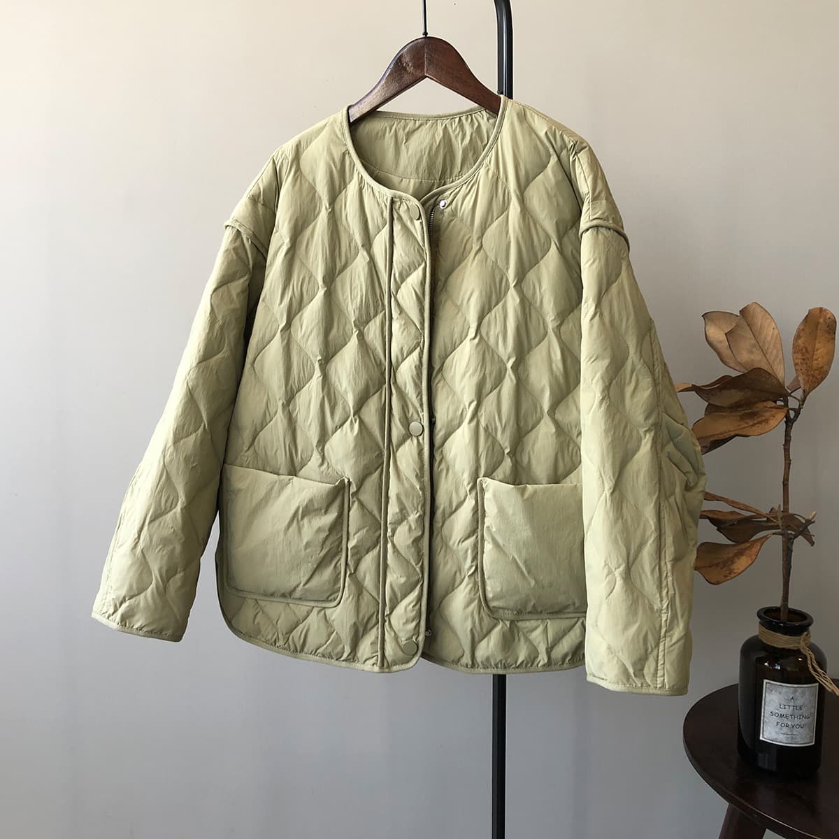 キルティング中綿ノーカラージャケット