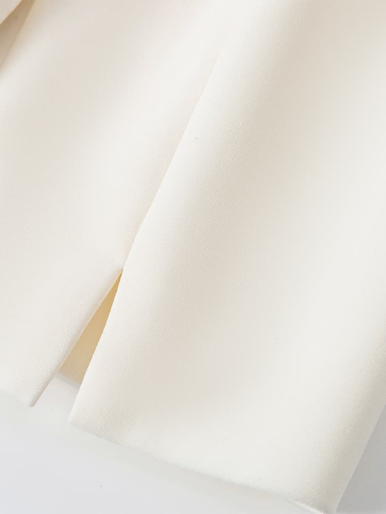 上質リネン混ノーカラージャケット